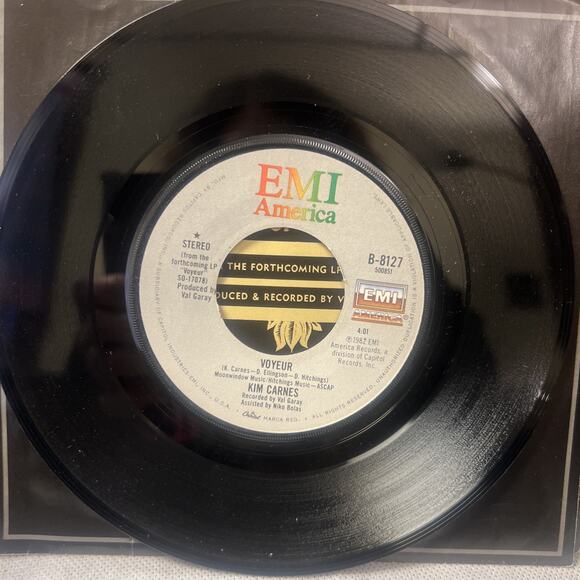KIM CARNES VOYEUR 45RPM PICTURE SLEEVE EMI AMERICA 1982 ULTRASONIC CLEAN EX! - Picture 6 of 6